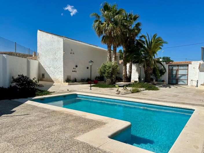 Image No.44-5 Bed Villa for sale