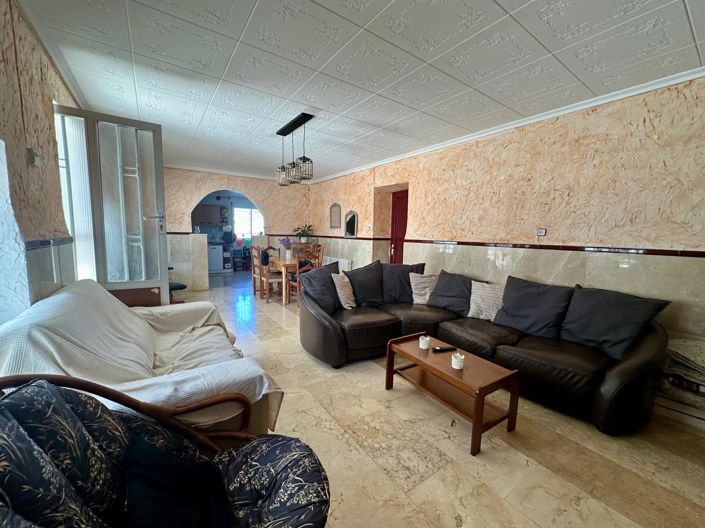 Image No.8-5 Bed Villa for sale