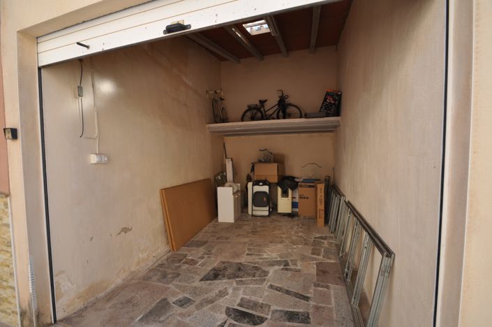 Image No.29-5 Bed Townhouse for sale