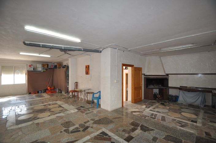 Image No.4-5 Bed Townhouse for sale