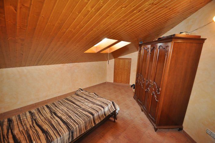 Image No.49-5 Bed Townhouse for sale