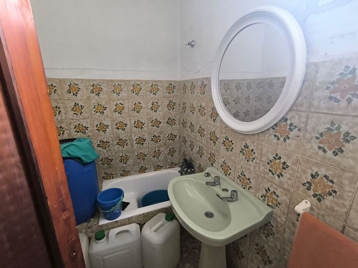 Image No.19-10 Bed Country House for sale