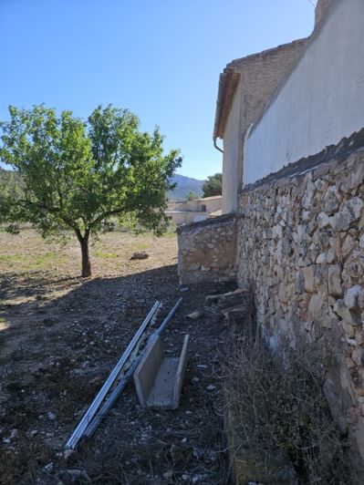 Image No.36-5 Bed Country House for sale