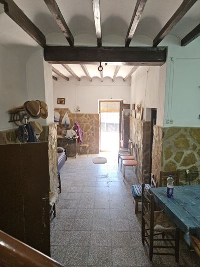 Image No.1-5 Bed Country House for sale