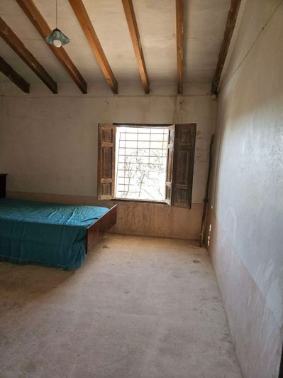 Image No.6-5 Bed Country House for sale