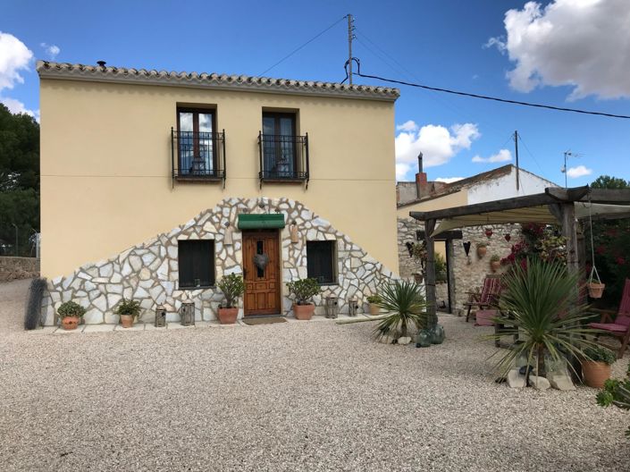Image No.1-Maison de campagne de 5 chambres à vendre à Monóvar