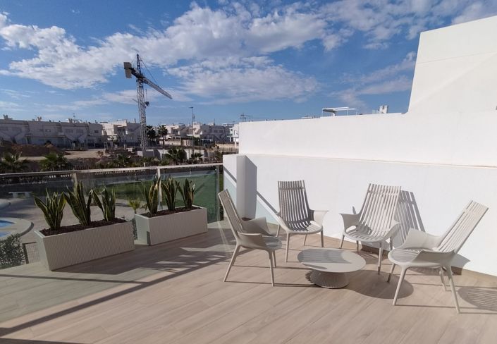 Image No.13-2 Bed Apartment for sale