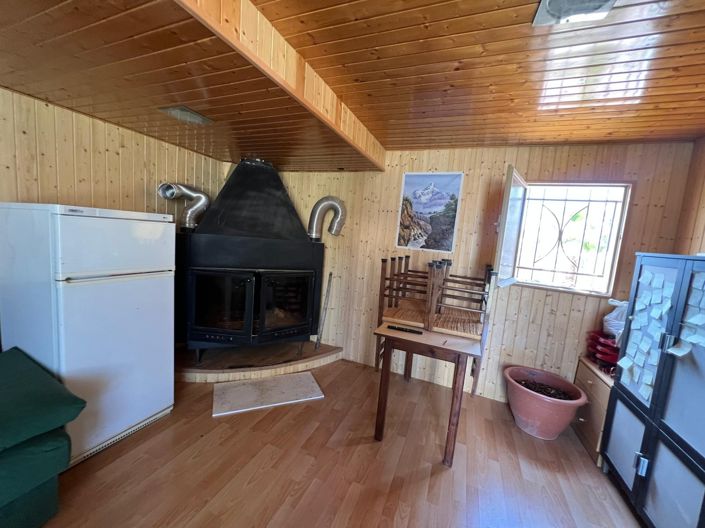 Image No.25-2 Bed Country House for sale