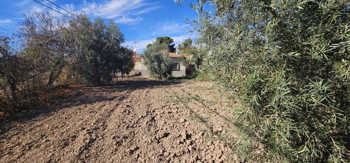 Image No.31-2 Bed Country House for sale