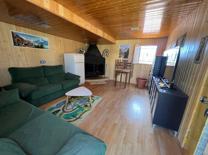 Image No.6-2 Bed Country House for sale