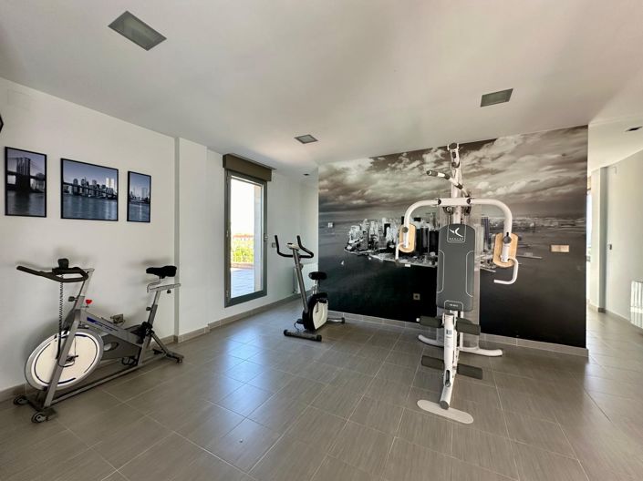 Image No.19-Villa de 5 chambres à vendre à Yecla