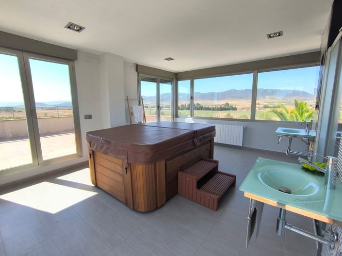 Image No.22-5 Bed Villa for sale