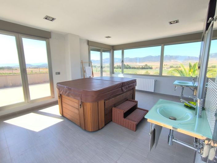 Image No.23-5 Bed Villa for sale
