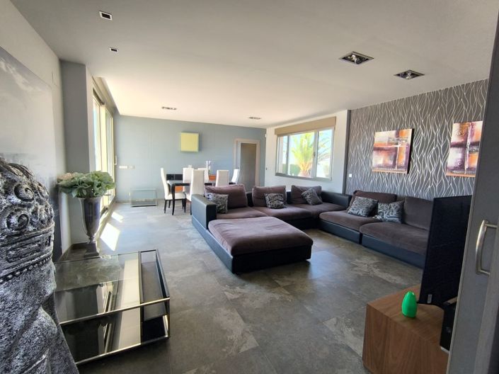 Image No.26-5 Bed Villa for sale