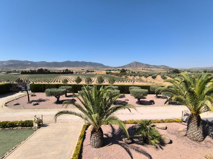 Image No.31-5 Bed Villa for sale