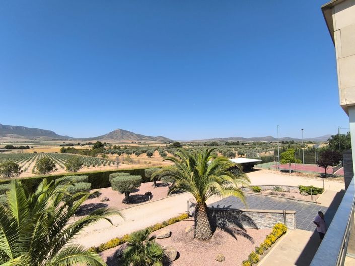 Image No.34-5 Bed Villa for sale
