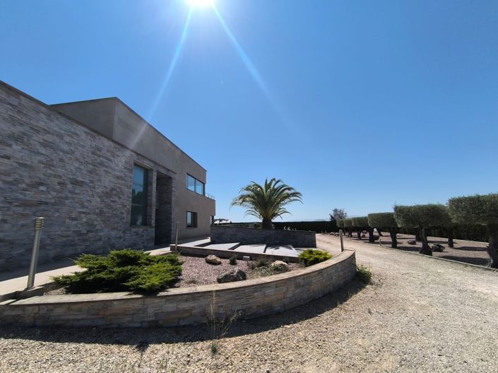 Image No.41-5 Bed Villa for sale