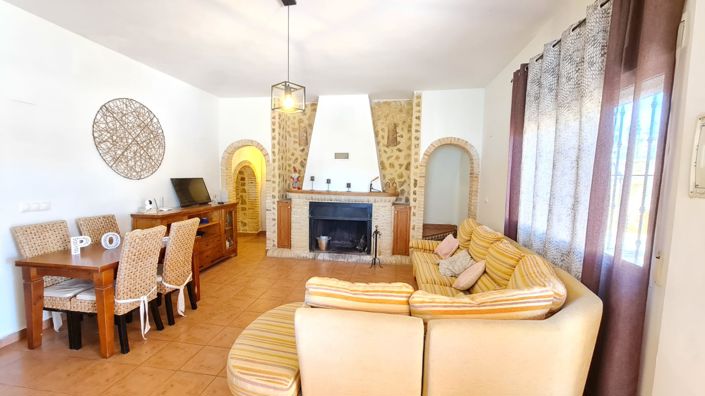 Image No.18-3 Bed Villa for sale