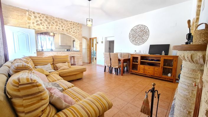 Image No.20-3 Bed Villa for sale