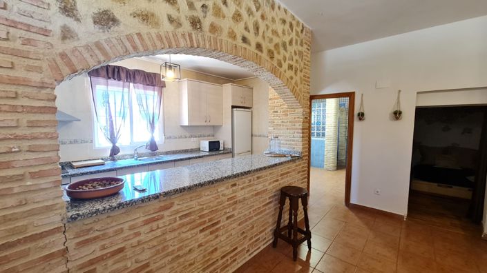 Image No.6-3 Bed Villa for sale