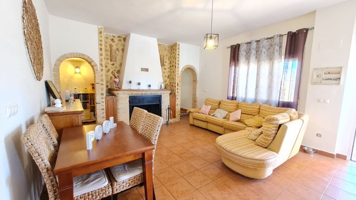 Image No.9-3 Bed Villa for sale