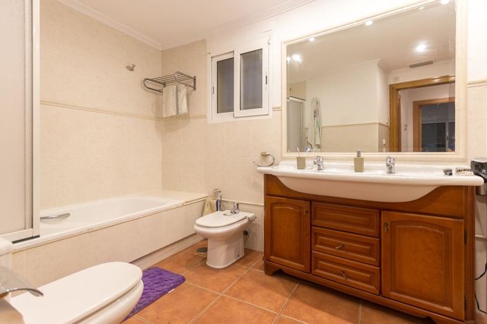 Image No.10-Villa de 7 chambres à vendre à Elda