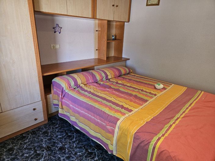 Image No.10-5 Bed Townhouse for sale