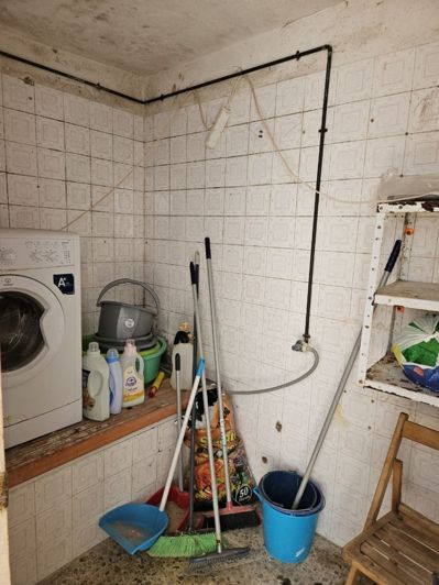 Image No.23-5 Bed Townhouse for sale