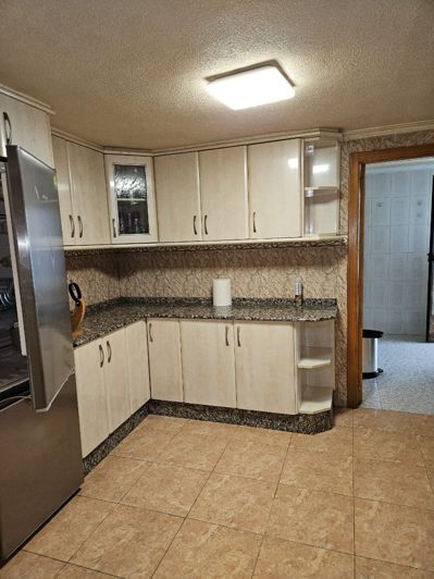 Image No.6-5 Bed Townhouse for sale