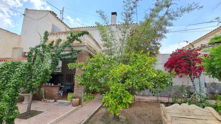 Image No.49-8 Bed Villa for sale