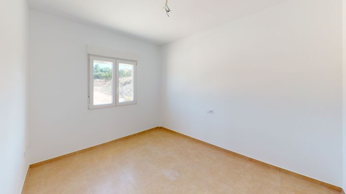 Image No.33-3 Bed Property for sale