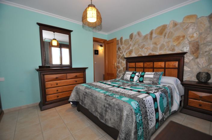 Image No.12-4 Bed Village House for sale