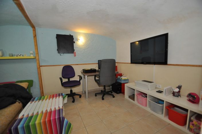 Image No.17-4 Bed Village House for sale