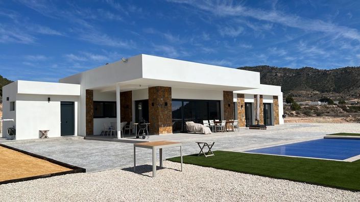 Image No.2-3 Bed Property for sale