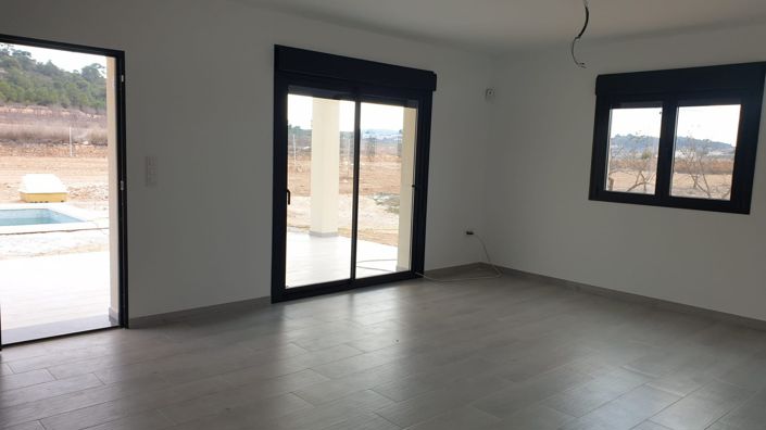 Image No.5-3 Bed Villa for sale