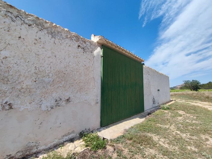 Image No.14-10 Bed Country House for sale