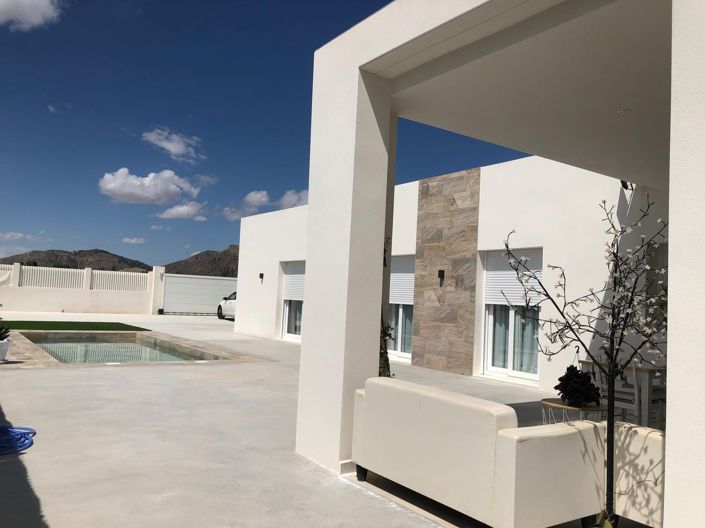 Image No.2-3 Bed Property for sale