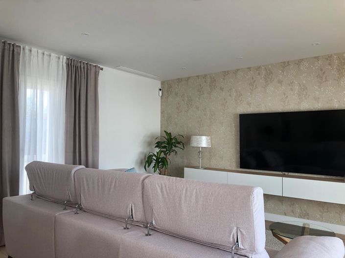 Image No.6-3 Bed Property for sale