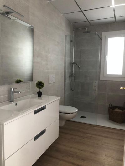 Image No.9-3 Bed Property for sale