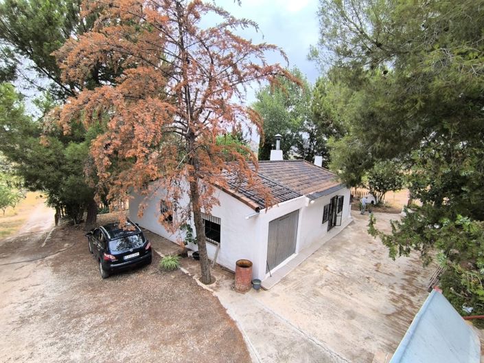 Image No.1-3 Bed Country House for sale