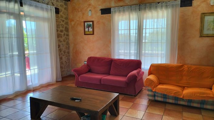 Image No.12-8 Bed Villa for sale