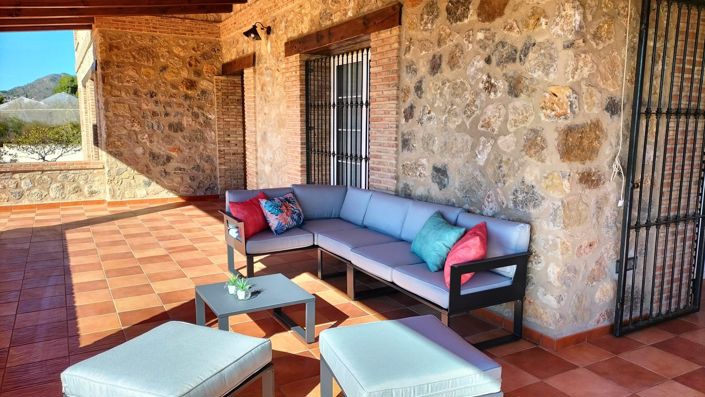 Image No.13-8 Bed Villa for sale