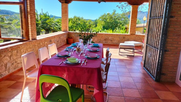 Image No.14-8 Bed Villa for sale