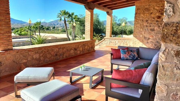 Image No.2-8 Bed Villa for sale