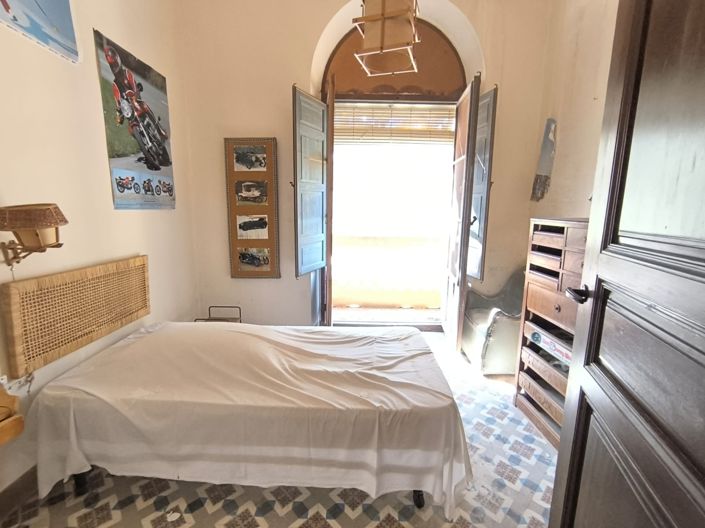 Image No.10-15 Bed Country House for sale
