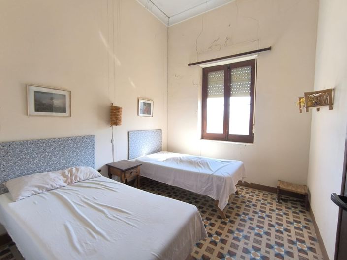 Image No.14-15 Bed Country House for sale