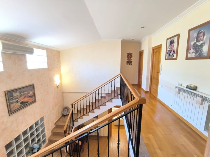 Image No.11-Villa de 6 chambres à vendre à Yecla