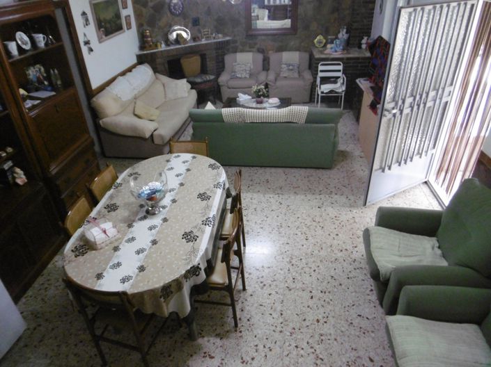 Image No.15-6 Bed Villa for sale