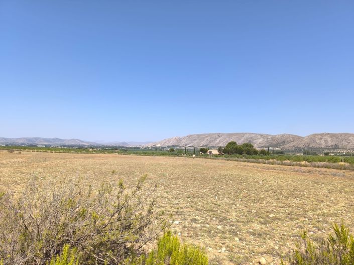 Image No.15-6 Bed Country House for sale