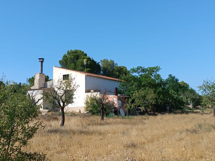 Image No.1-Maison de campagne de 3 chambres à vendre à Yecla